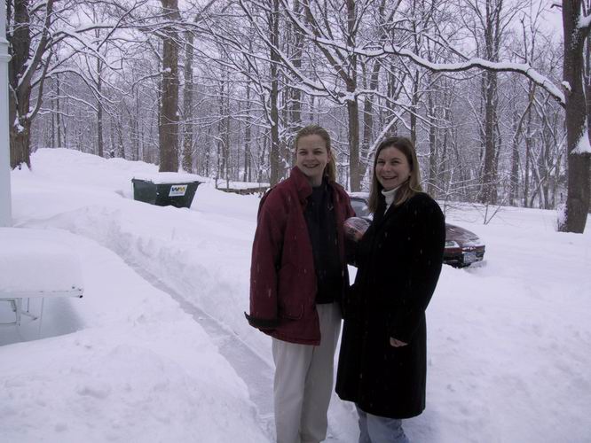 Click to see big picture (666x500 pixels; 72 KB))