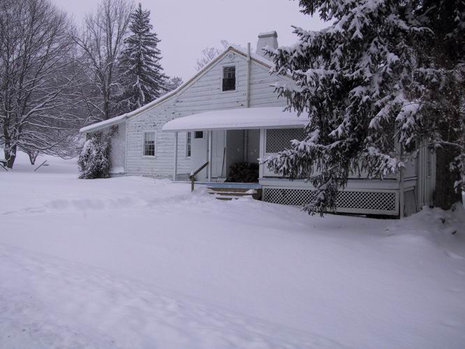 Click to see big picture (666x500 pixels; 63 KB))