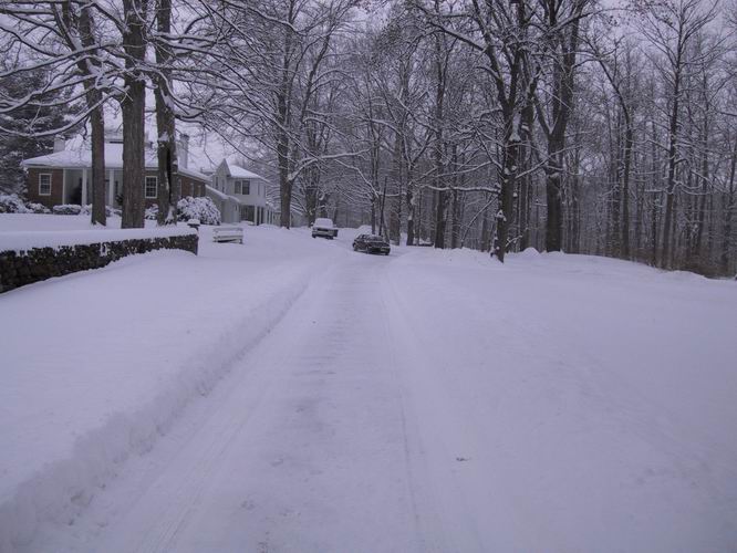 Click to see big picture (666x500 pixels; 62 KB))