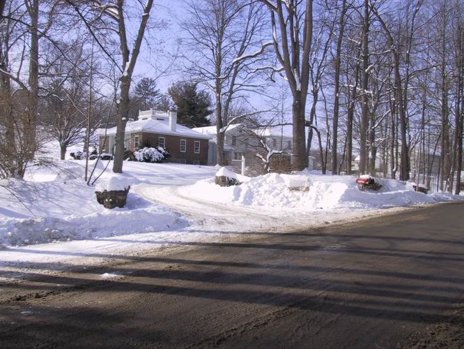 Click to see big picture (666x500 pixels; 94 KB))