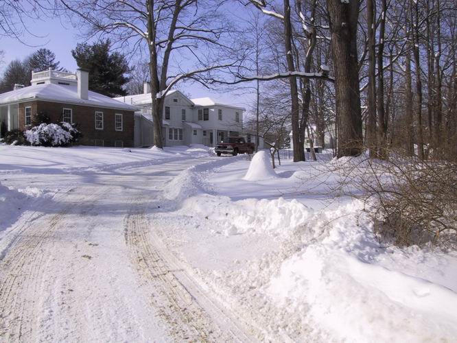 Click to see big picture (666x500 pixels; 85 KB))