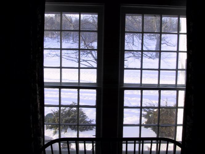 Click to see big picture (666x500 pixels; 55 KB))