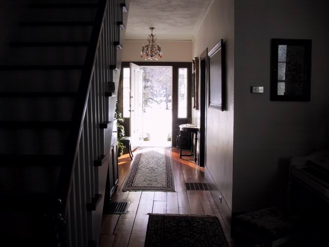 Click to see big picture (666x500 pixels; 40 KB))