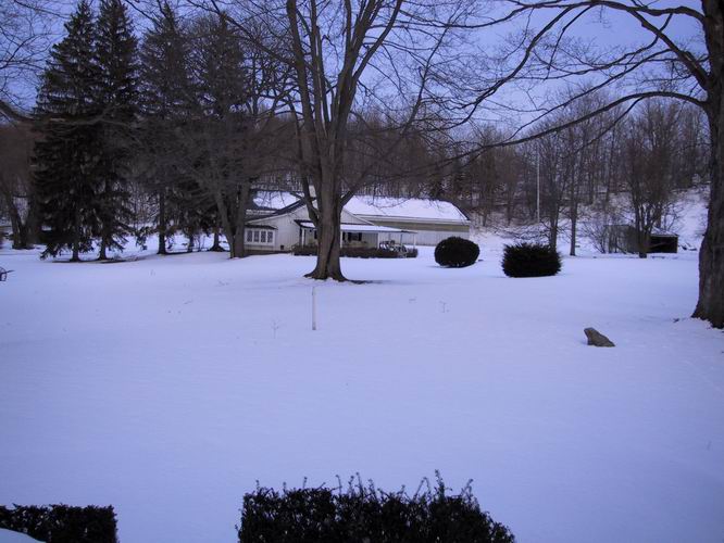 Click to see big picture (666x500 pixels; 64 KB))