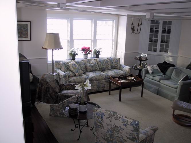 Click to see big picture (666x500 pixels; 51 KB))