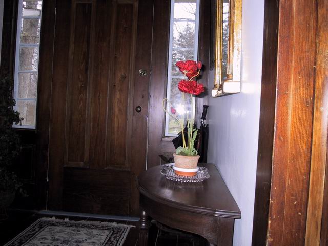 Click to see big picture (640x480 pixels; 54 KB))