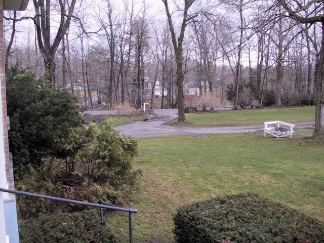 Click to see big picture (640x480 pixels; 94 KB))