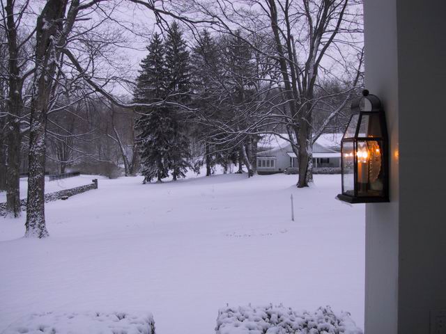 Click to see big picture (640x480 pixels; 62 KB))