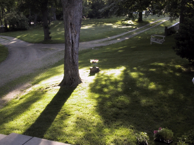 Click to see big picture (676x507 pixels; 299 KB))