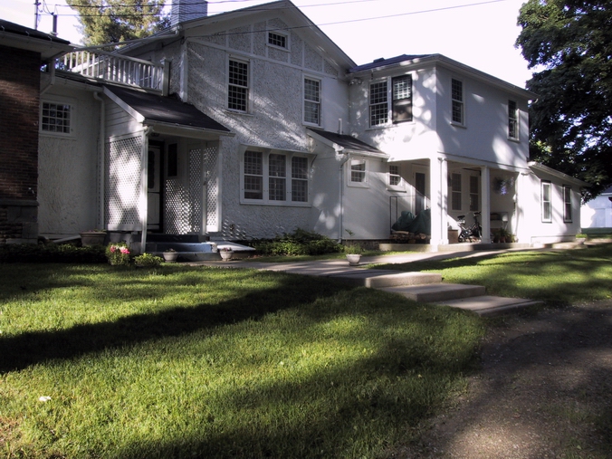 Click to see big picture (676x507 pixels; 313 KB))