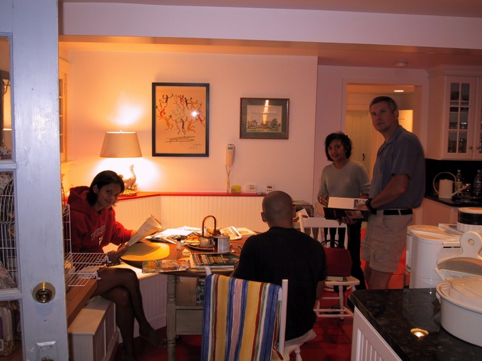 Click to see big picture (676x507 pixels; 260 KB))