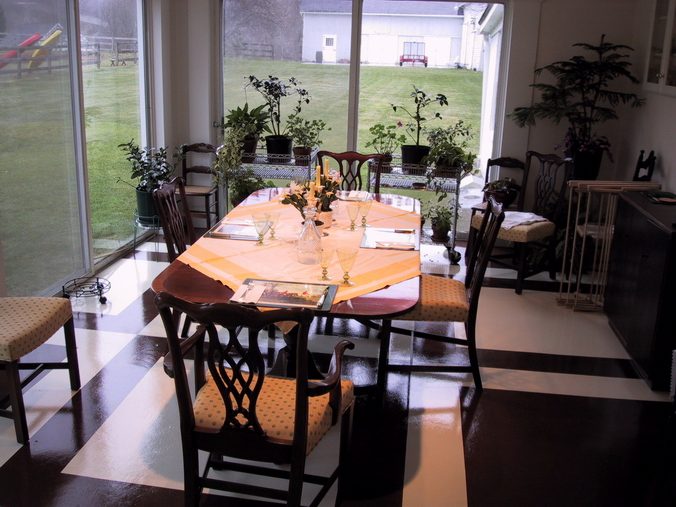 Click to see big picture (676x507 pixels; 361 KB))