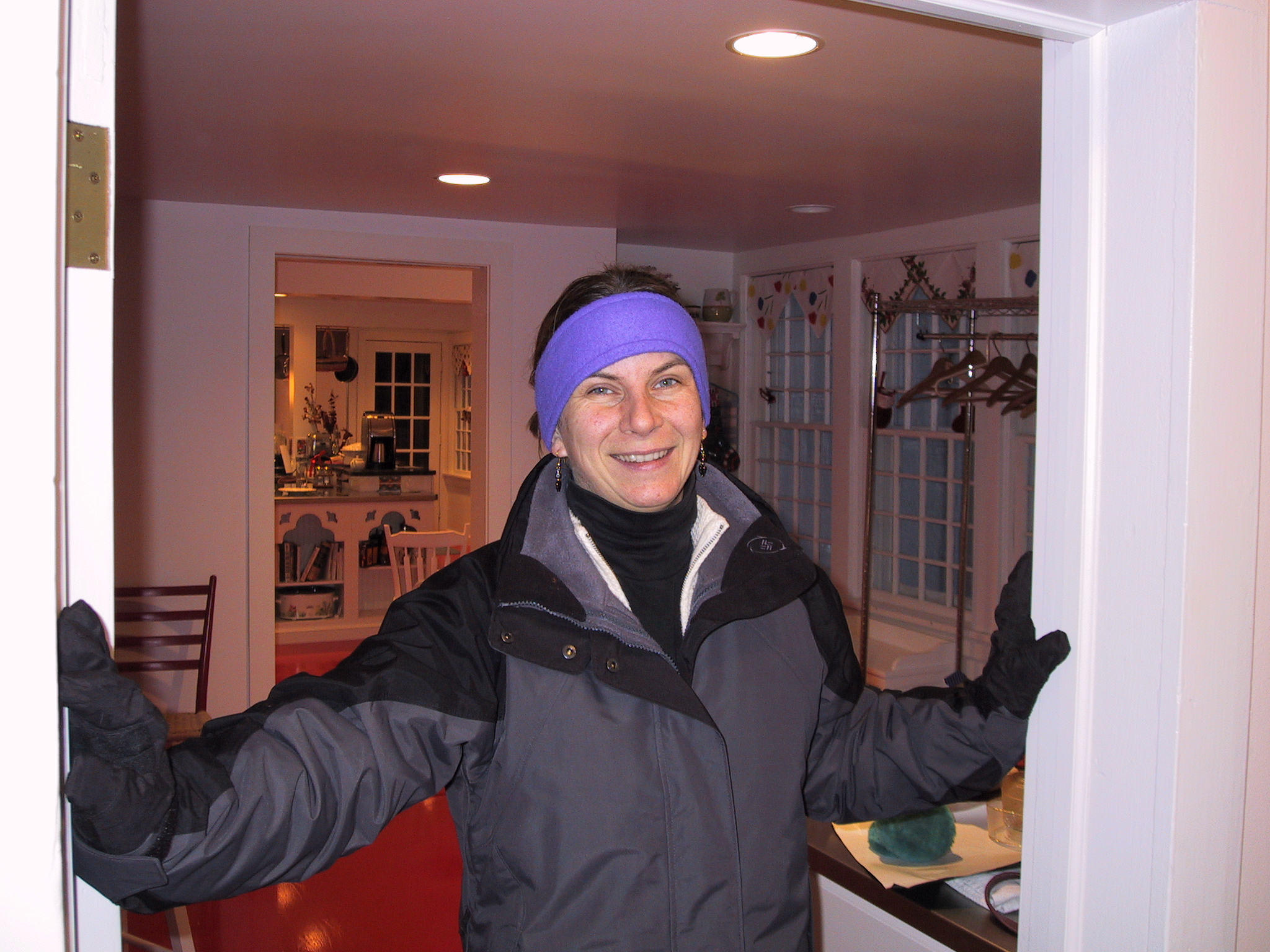 Click to see big picture (2048x1536 pixels; 2655 KB))