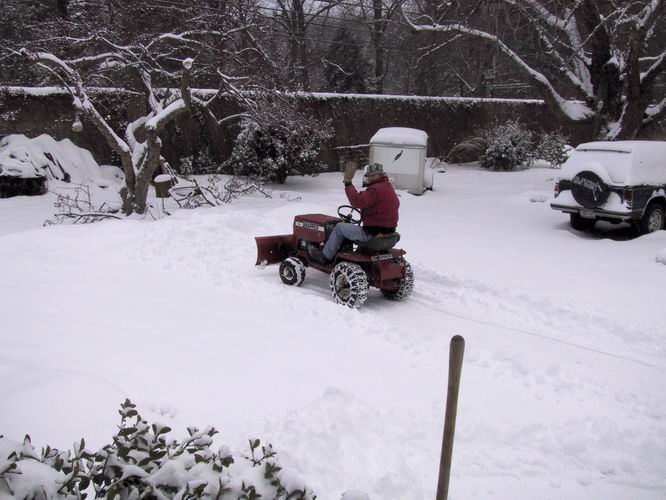 Click to see big picture (666x500 pixels; 67 KB))