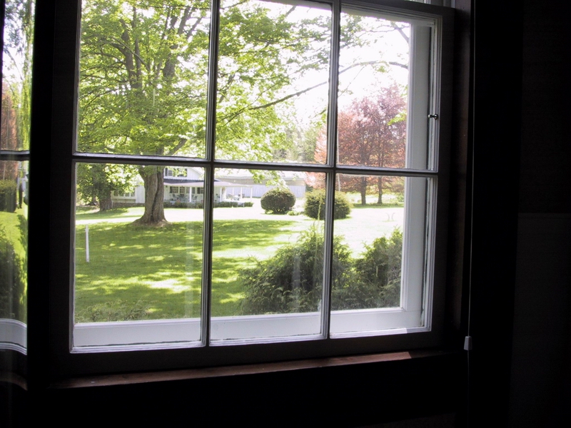 Click to see big picture (800x600 pixels; 335 KB))