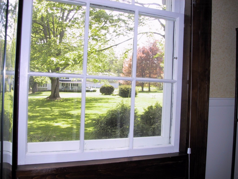 Click to see big picture (800x600 pixels; 390 KB))