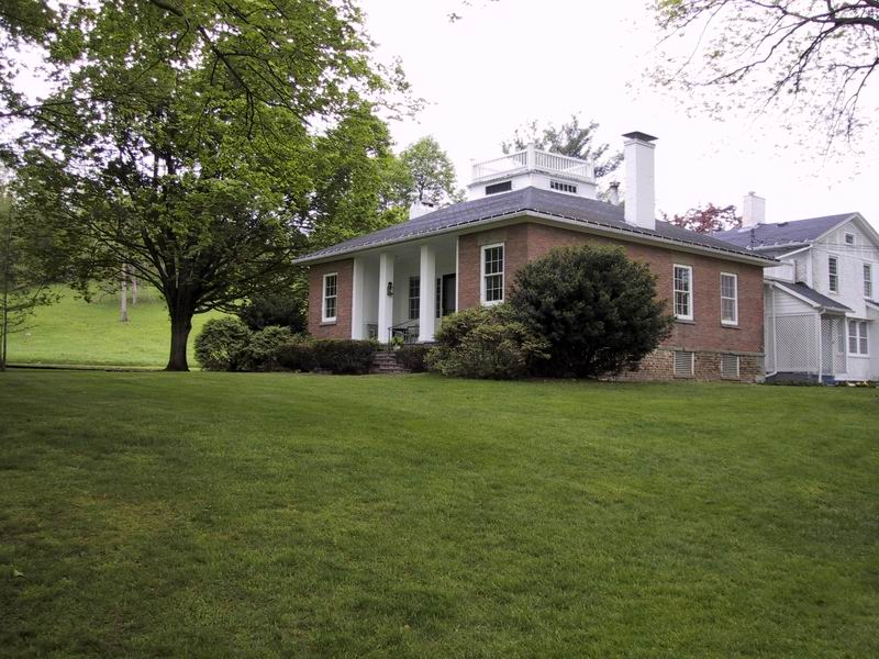 Click to see big picture (800x600 pixels; 118 KB))