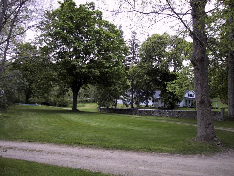 Click to see big picture (800x600 pixels; 140 KB))