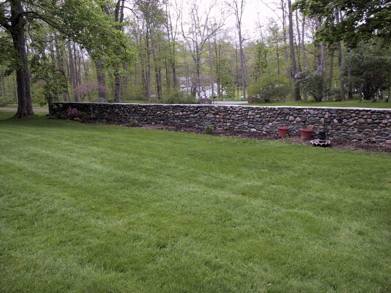 Click to see big picture (800x600 pixels; 133 KB))